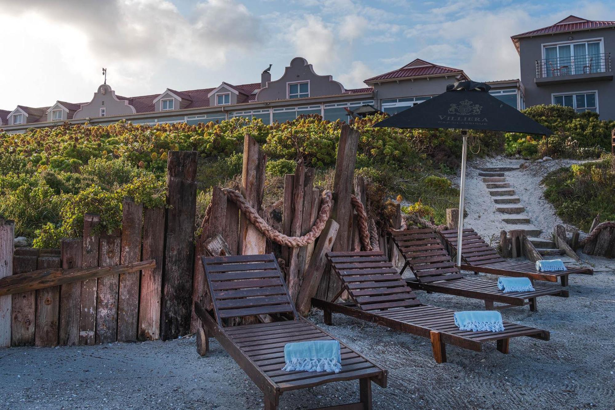 Blue Bay Lodge 살단하 외부 사진