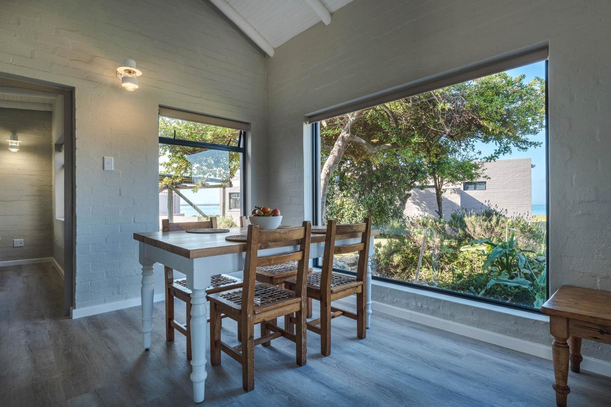 Blue Bay Lodge 살단하 외부 사진
