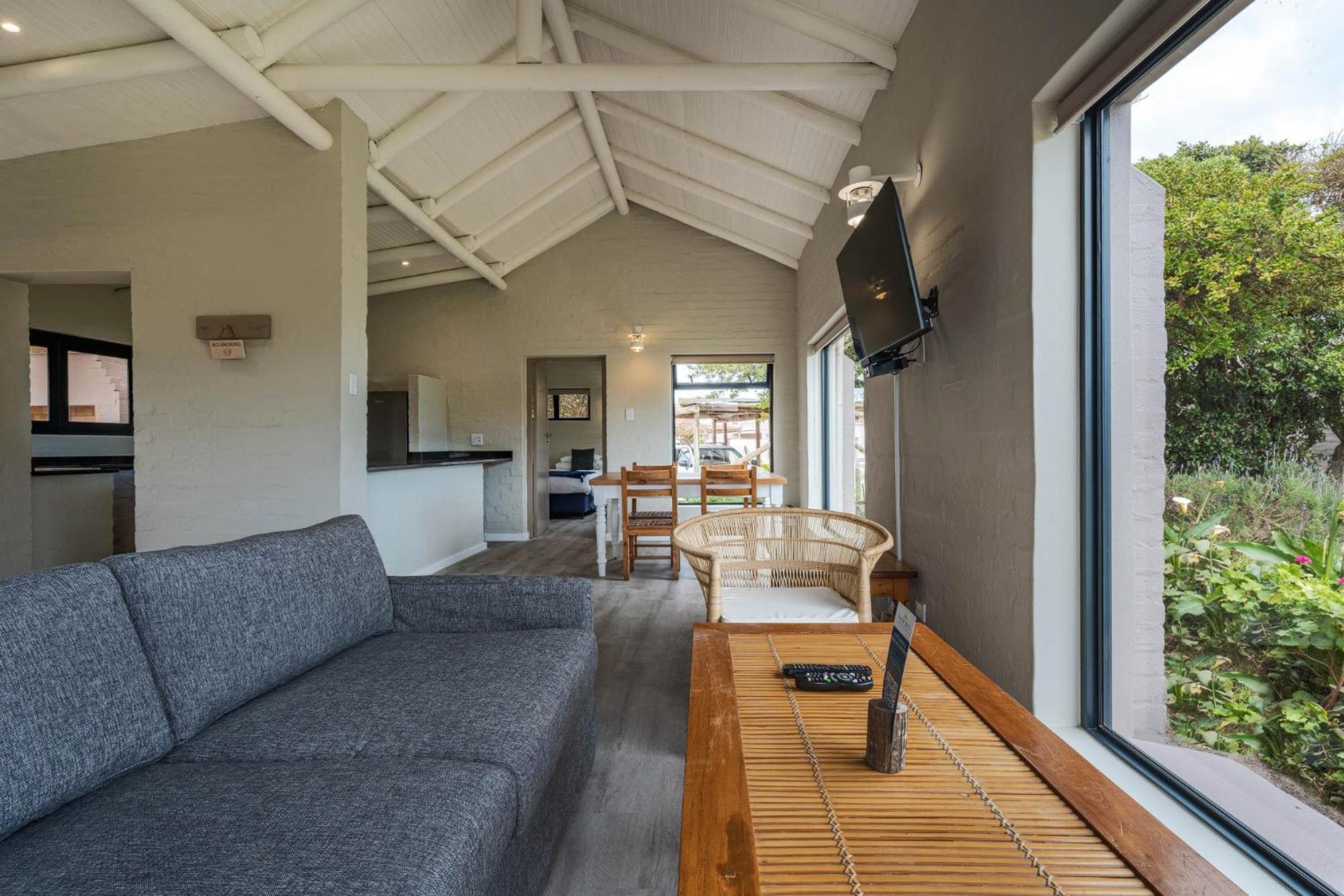 Blue Bay Lodge 살단하 외부 사진